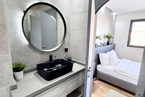 Villa de luxe en bord de golf • Design moderne et confort