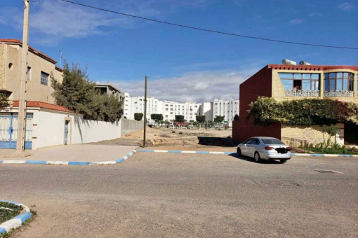 Terrain constructible 396m2  - zone villa à Zaytoune - Tikiouine