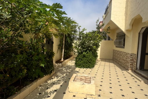 À VENDRE – maison d'angle Charaf